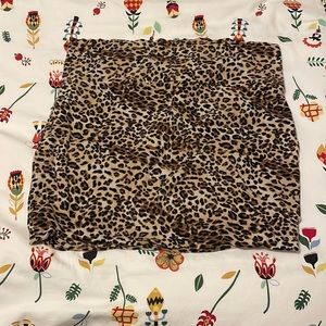 Cute mini! Grrrrr get it now! Donating next week!!!